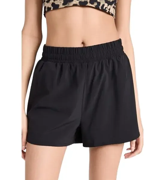 Running Shorts In Stride